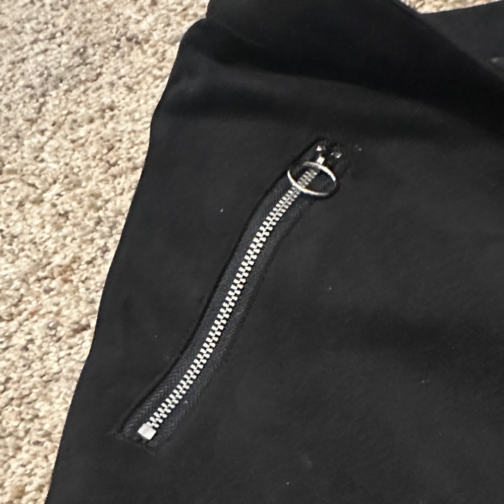 Forever 21 Black Mini Skirt with Zipper Accents - Picture 3 of 6